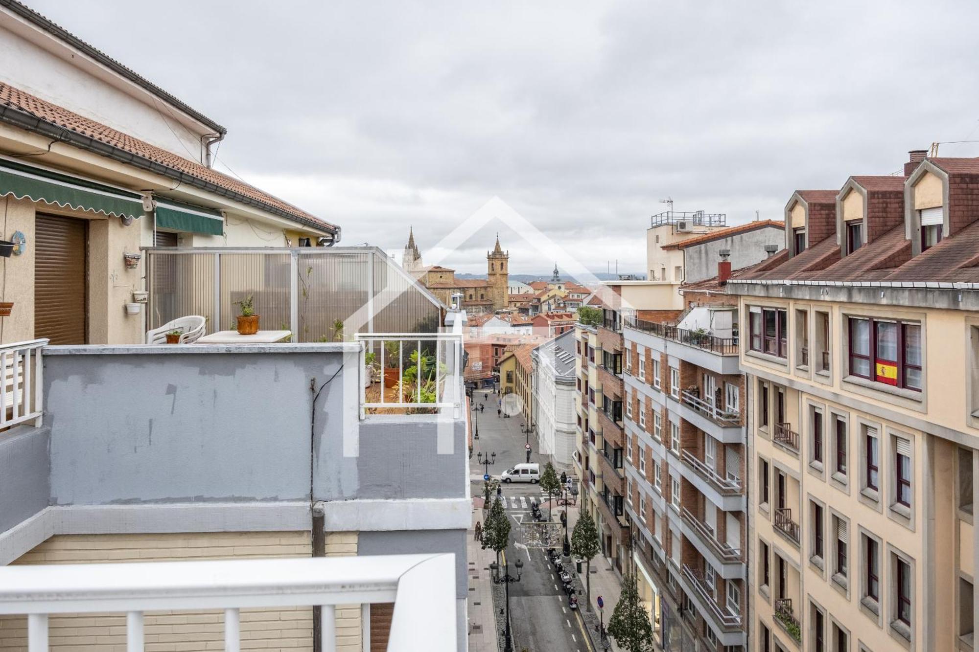 Atico Quintana II - Con Terraza, En El Centro Con Wifi Y Garaje Oviedo Exterior foto
